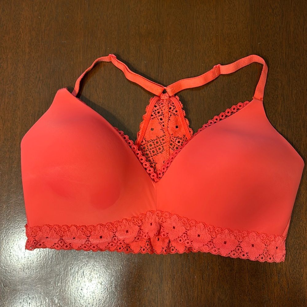 Aerie Like New wireless racer back bra